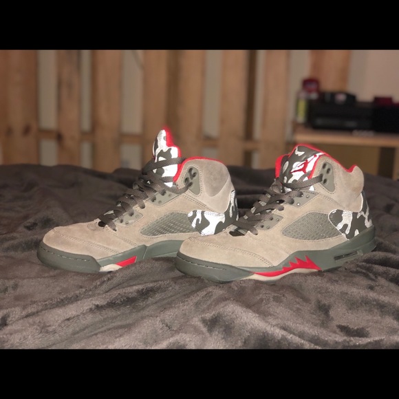 AIR JORDAN 5 CAMO - Picture 3 of 3